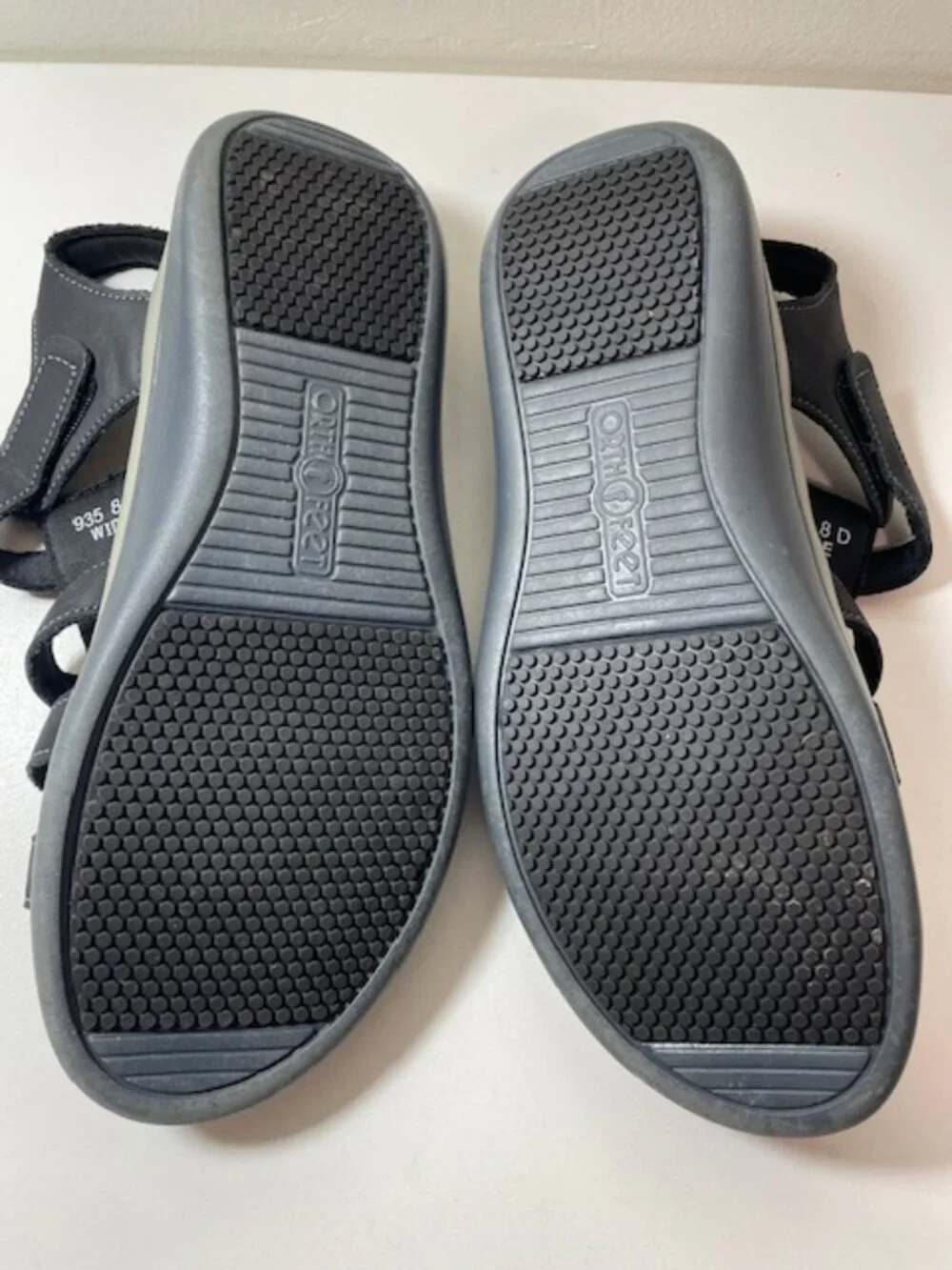 Orthofeet Womens Black Sandals NEW Size 8D